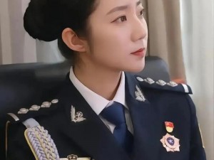 张警官 9 分 10 秒头撞玻璃，到底是人的扭曲还是道德的沦丧？