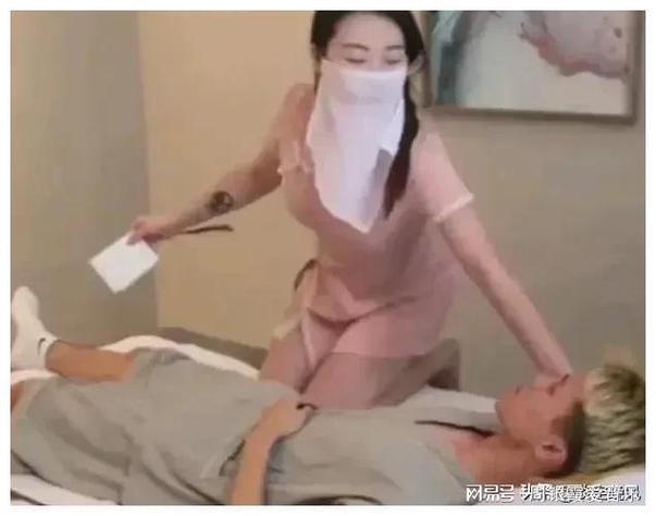 一款美女私密秀场直播软件，众多高颜值美女主播等你来撩